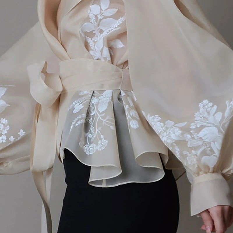 

Lantern Long Sleeve Hit Color Shirt Female Fashion 2021 Tide Vintage Organza Women Blouse Lapel Collar Lace Up Bow
