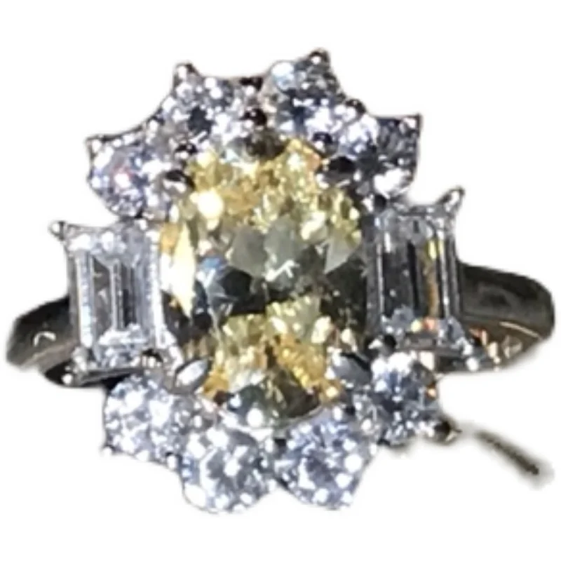 

Export Vintage Goose Yellow Light Color Diamond Heavy Industry Sterling Silver Platinum Ring