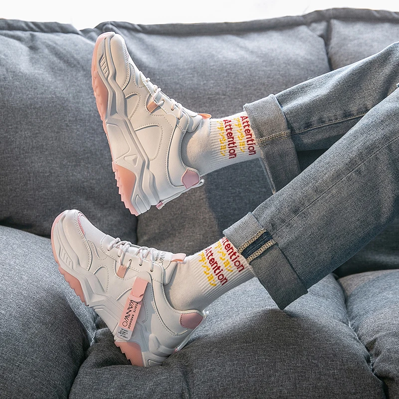 Женские кроссовки белые беговые для женщин спортивная обувь улицы женская