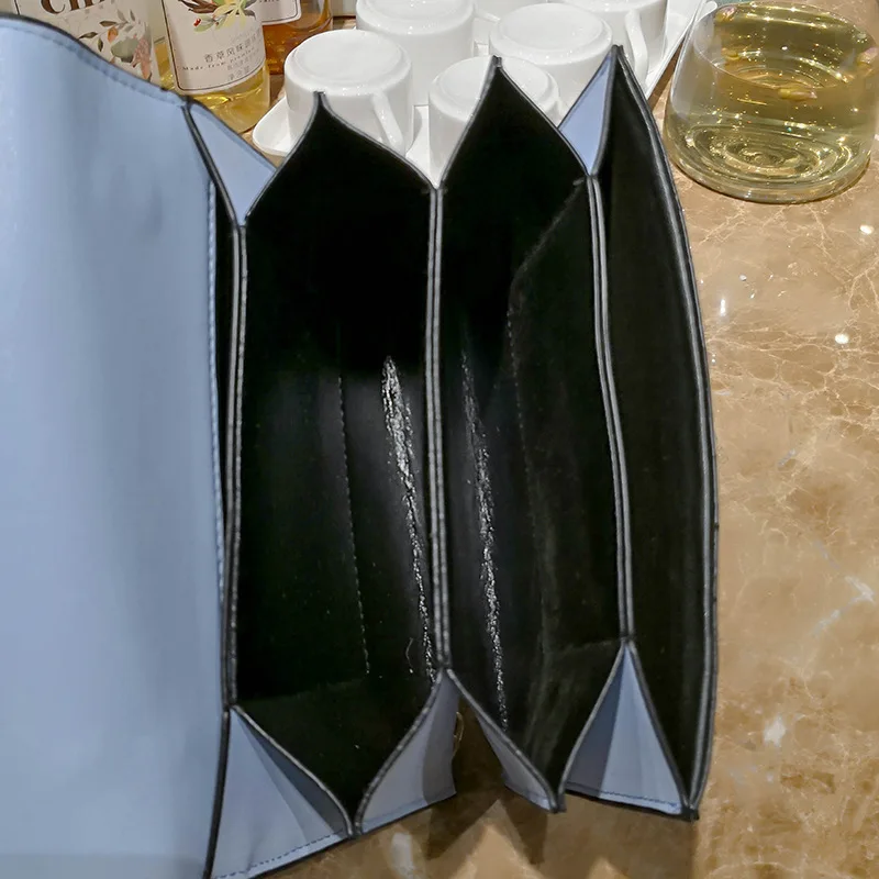 

Women Sequined Leather Handbag Envelope Clutch Flaps for Female Evening Shoulder Chain Bag Colorful Messenger Purse