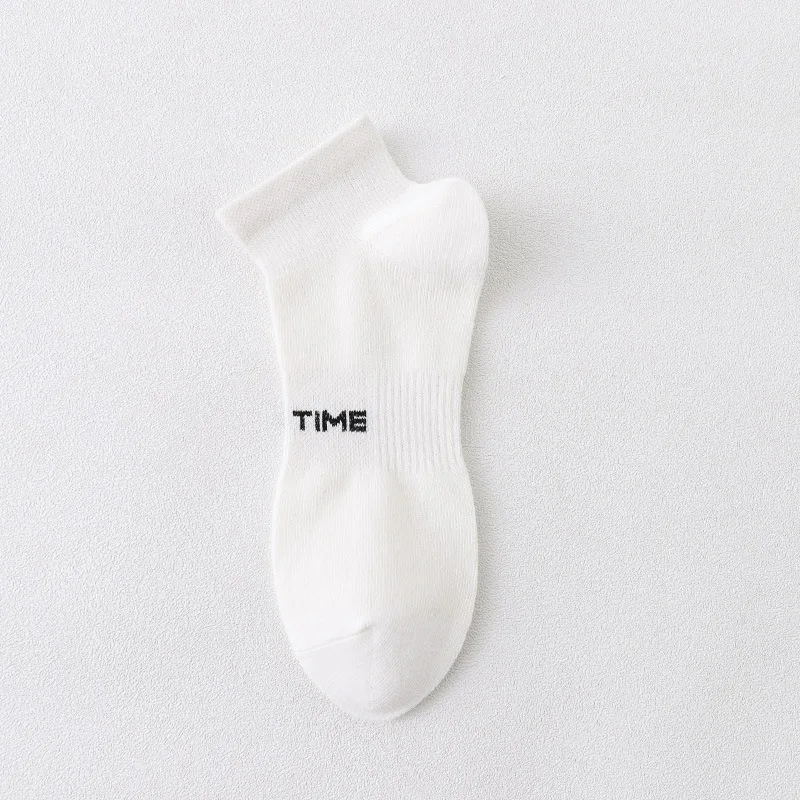 

3pairs Men Socks Solid Color Letter Cotton Ankle Socks Fashion Breathable Comfortable Casual Sport Socks Male Street Fashions