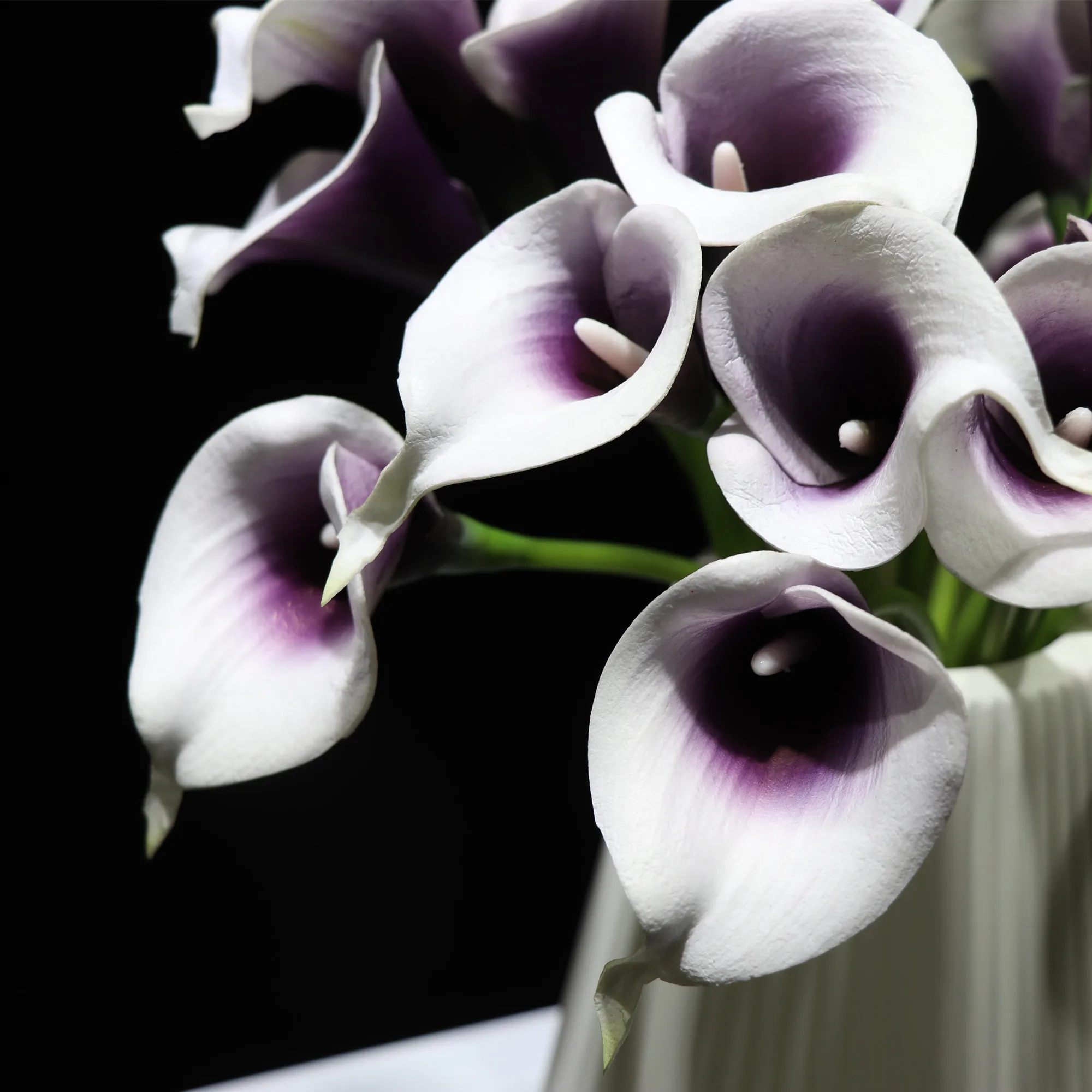 

INDIGO- (36pcs Calla + Vase) Purple Heart Calla Real Touch Calla Lily Artificial Flower Home Table Certerpiece Dropshipping