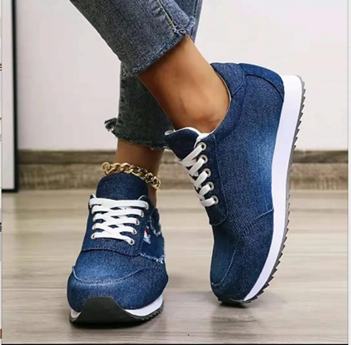 

Ladies Sneakers Solid Color Denim Flat Shoes New Fashion Lace-up Outdoor Women Casual Running Shoes