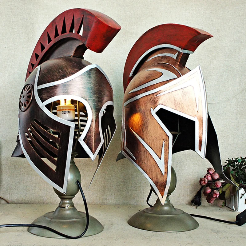 

Helmet Model Metal Crafts Photography Props Accessories Home Decoration Hotel Restaurant Ornament Birthday Gift Desktop Decor