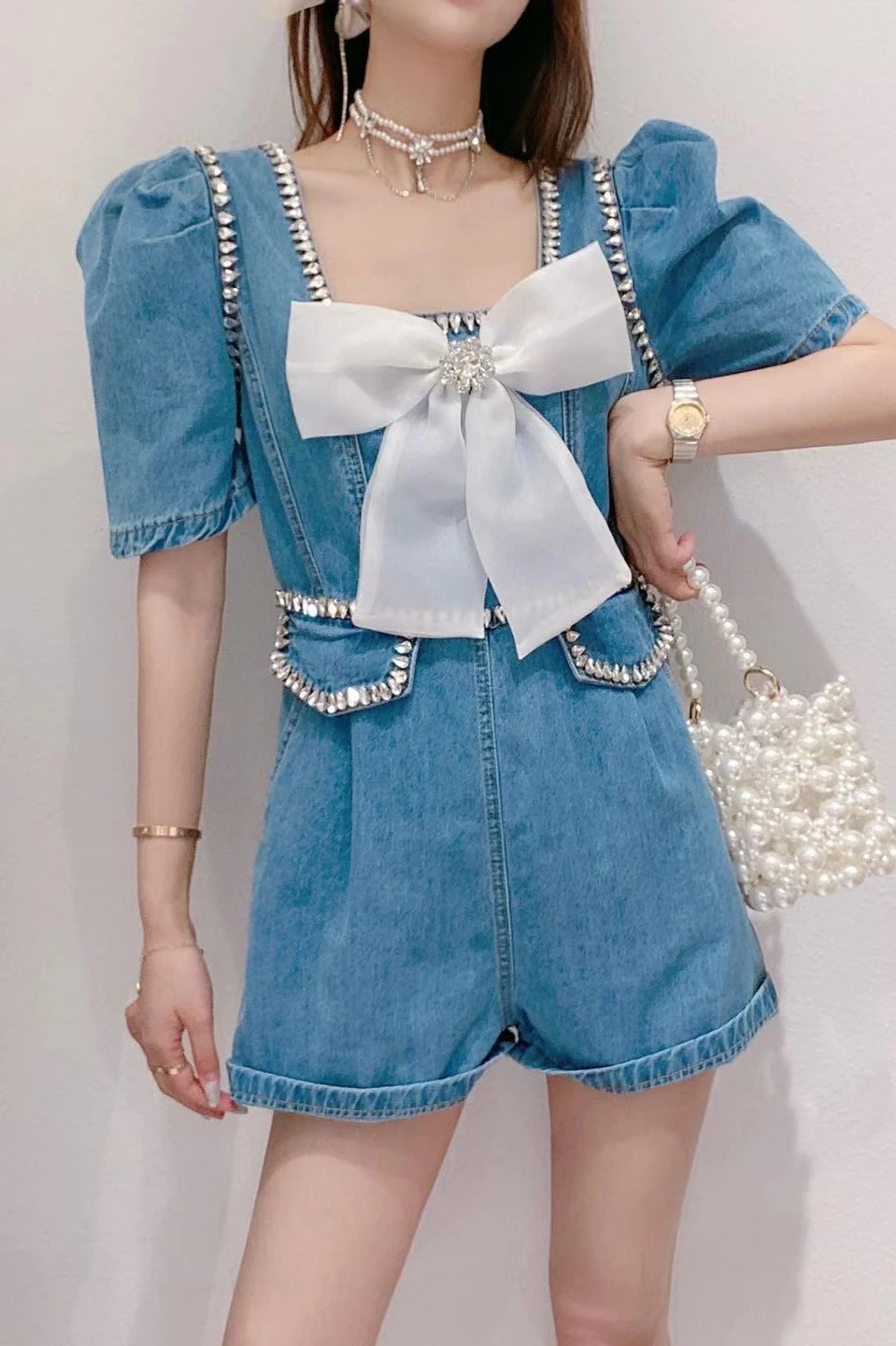 

Fashion Jumpsuit Women 2021 Summer New Korean Sweet Beads Rhinestones Big Bow Rompers High Waist Slimming Wide Leg Pants Shorts