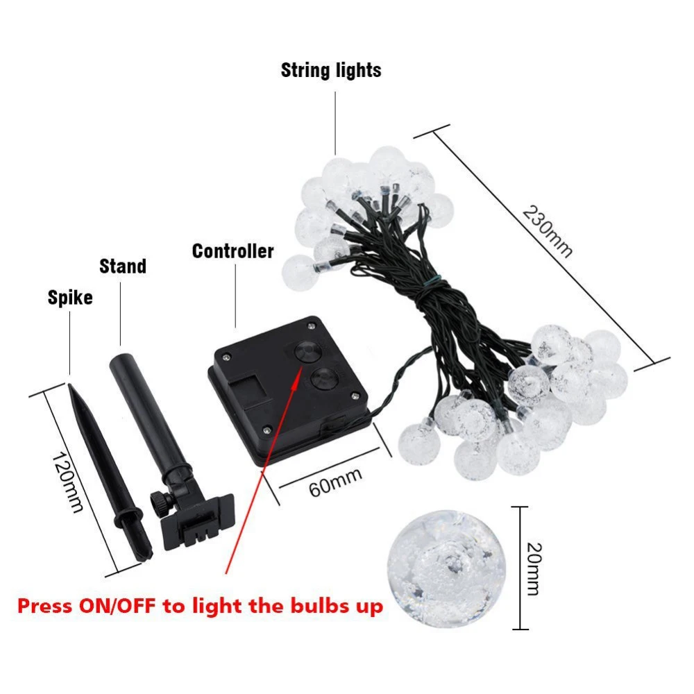 Ярдовый сад вечеривечерние дневной свет со светодиодными лампочками на