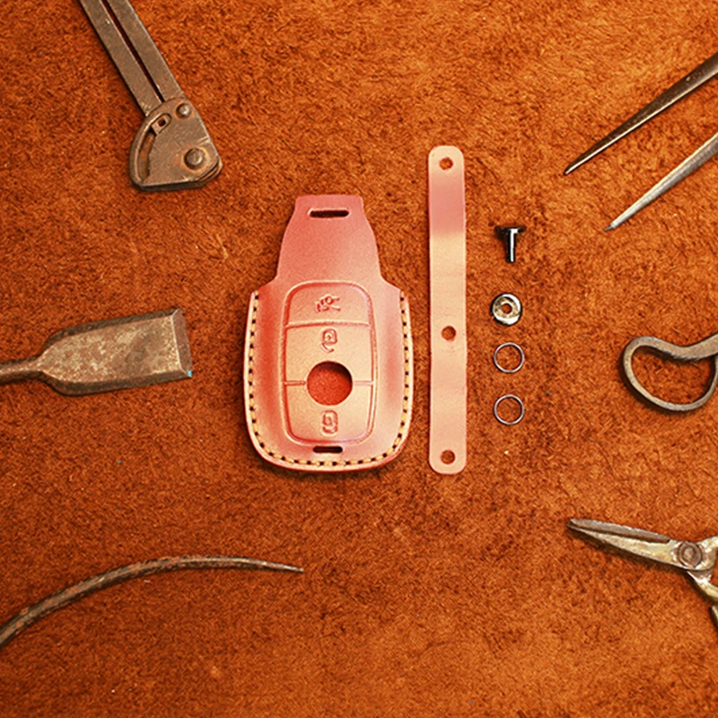 Handmade Well-made Car Key Case Suitable for Mercedes-Benz Retro Crazy Horse Leather Keychain Leather Case