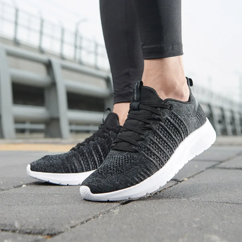 

361 sports shoes mesh light running shoes new leisure shoes in spring and summer men's knitting running shoes