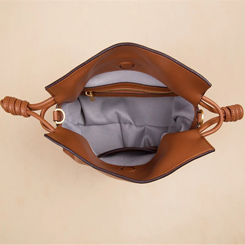 2021 New Fashion Famous Luxury Brand All-match Shell Bag Ladies High-quality Leather Messenger Shoulder Bag Purses and Handbags