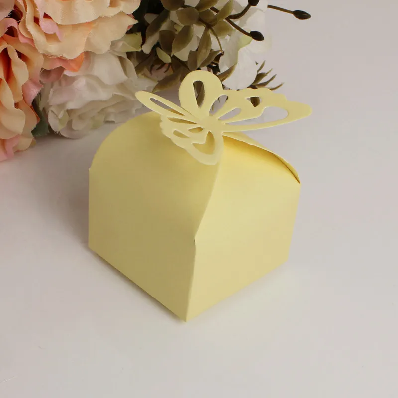 

Подарочные коробки с бабочками для конфет