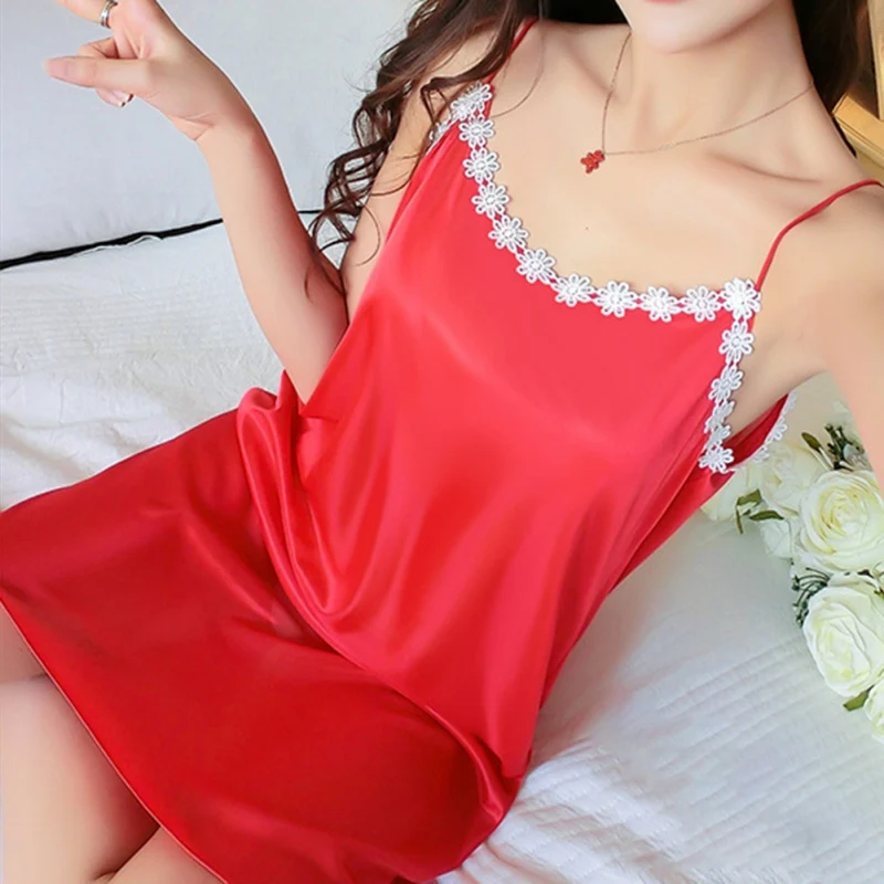 

Summer 2020 Ladies Nightgown Strap Nightdress Ladies Simulation Silk Face Sexy Off-shoulder Pajamas Thin Section Korean style