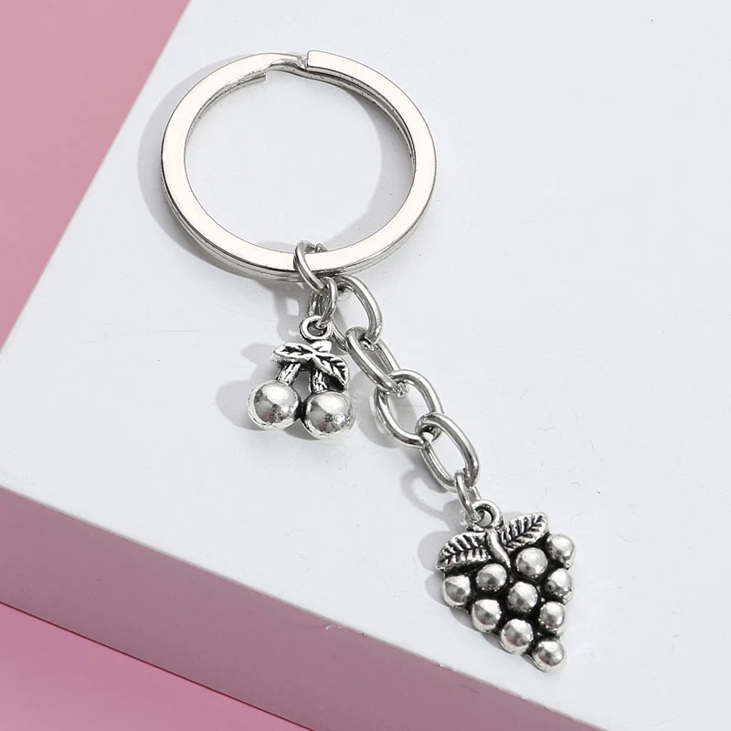 Брелок для ключей с фруктами виноградом бананом клубникой вишней | Украшения и