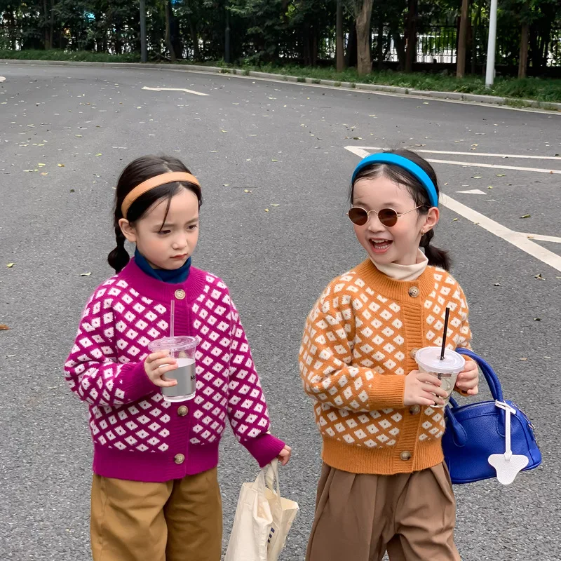 

2-color Retro Diamond Check Cardigan Sweater Coat Children Autumn New Clothes Girls Knit Jacket