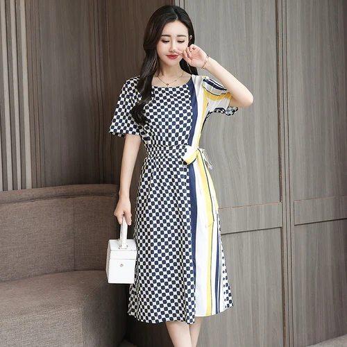 Платье женское в полоску с коротким рукавом элегантное облегающее длинное