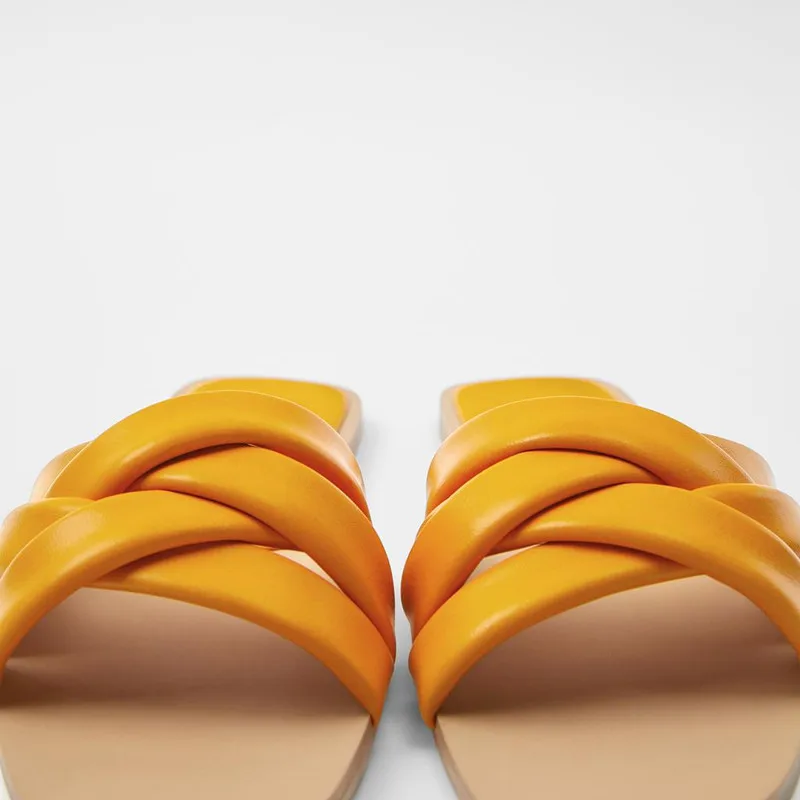 Сандалии женские на плоской подошве Стёганые босоножки из искусственной кожи с