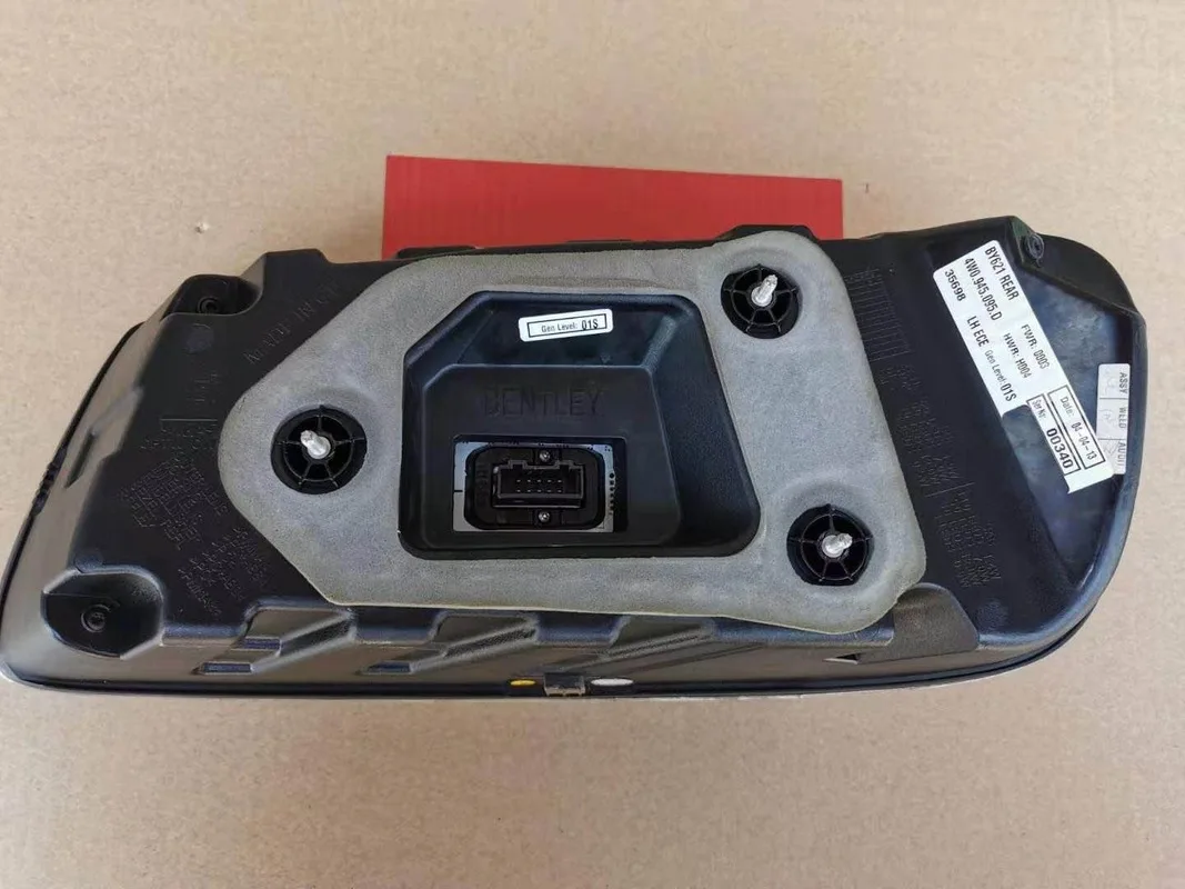 

Suitable for Bentley Taillights, continental GT elegant, Mushang, Tianyue LED taillights, rear taillights assembly