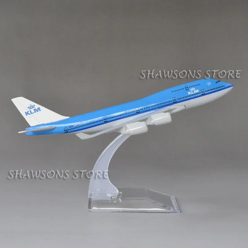 Литая металлическая Игрушечная модель самолета 1:440 Боинг 747 400 KLM миниатюрная