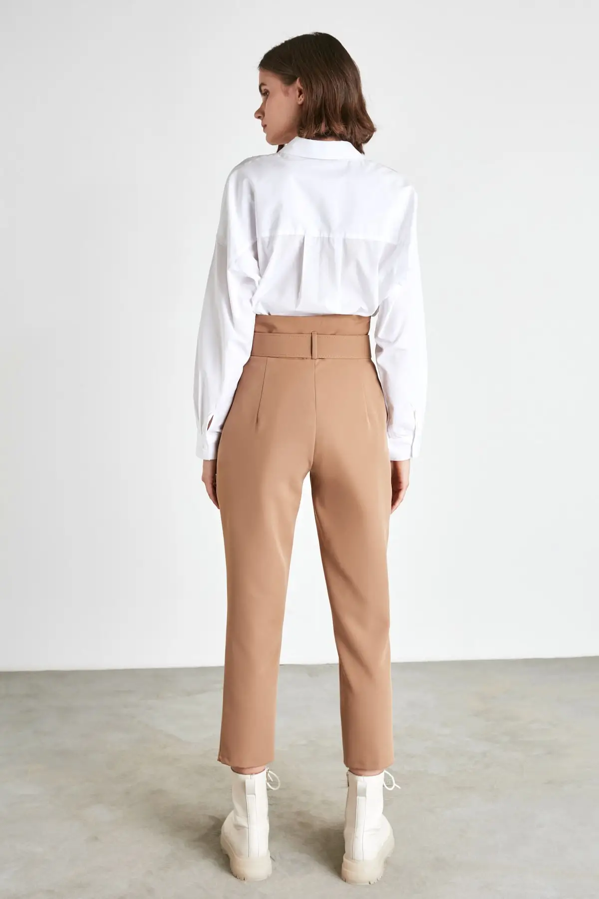 

Trendyol Arched Pants TWOAW21PL0846