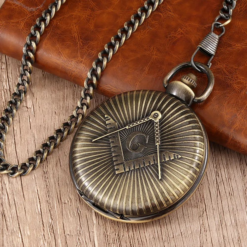 Vintage Bronze Quartz Pocket Watch Freemasonry Masonic G Logo Theme Quartz Pocket Watch Necklace Pocket Souvenir Clock Gift
