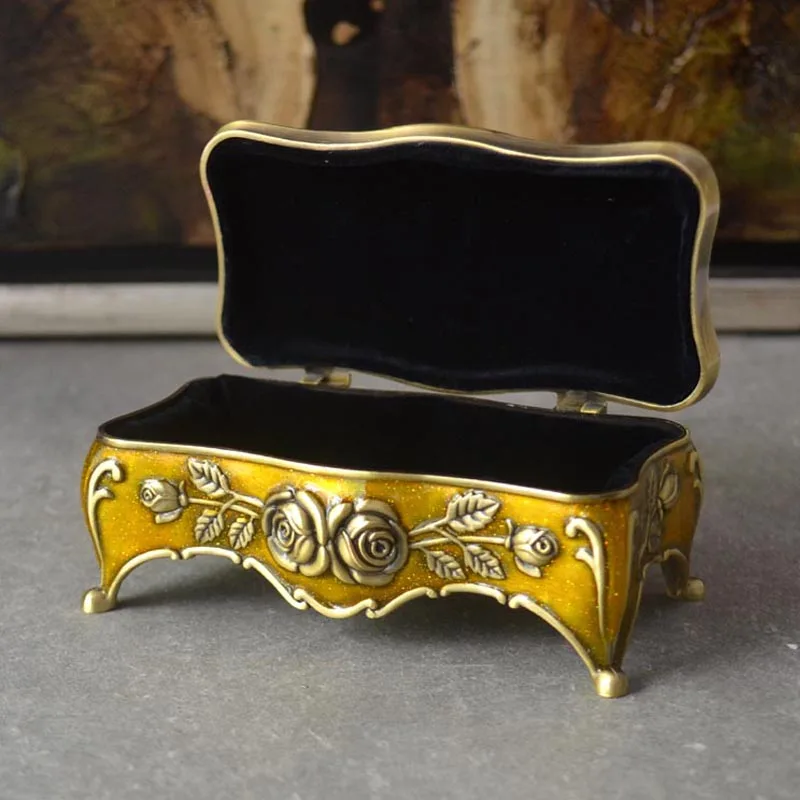 

European Golden Metal Jewelry Box Storage Box Makeup Storage Organizer Box Cotton Bud Holders Luxury Decoration High-End Gifts