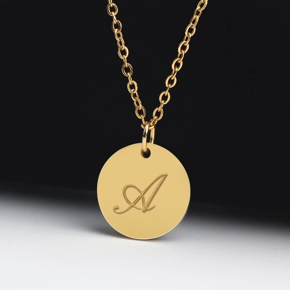 FINE4U N163 гравировкой Курсив с изображением букв алфавита ожерелье монеты