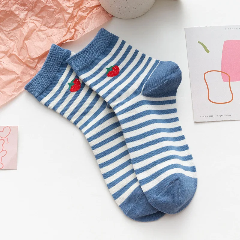 

Autumn And Winter New Ladies Cartoon Cotton Fruit Socks Strawberry Socks