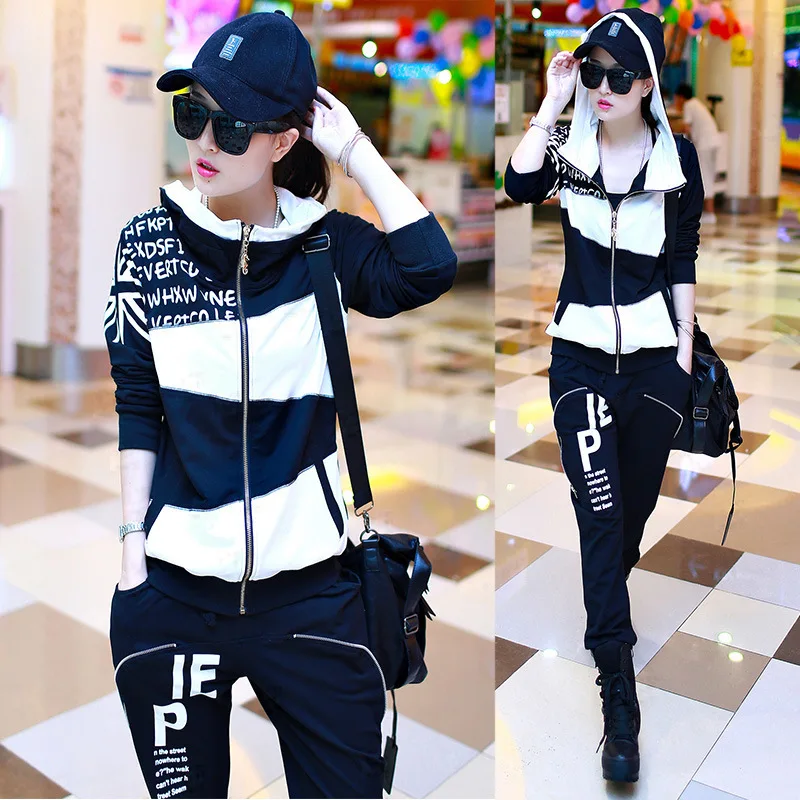 Спортивный костюм Max LuLu женский с принтом свитшот капюшоном и брюки-шаровары в