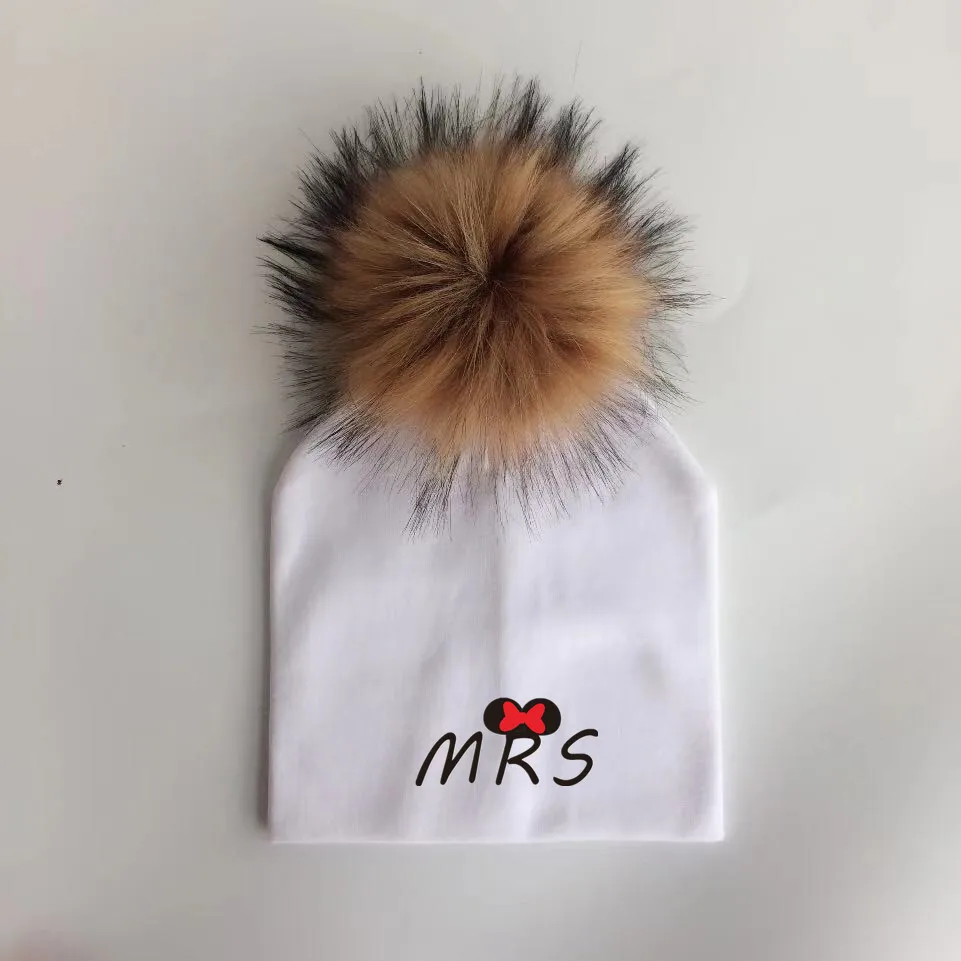 2 white mrs Хлопковые шапки для новорожденных, Детские помпоны, реквизит для фотосессии, кружки мистер и миссис, детские шапки, аксессуары для мальчика, шапочка для маленьких девочек, детские шапки - Цвет: 2 white mrs