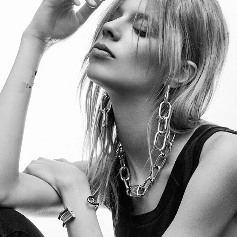 Женские акриловые серьги в стиле панк с толстой золотой цепочкой вечерние