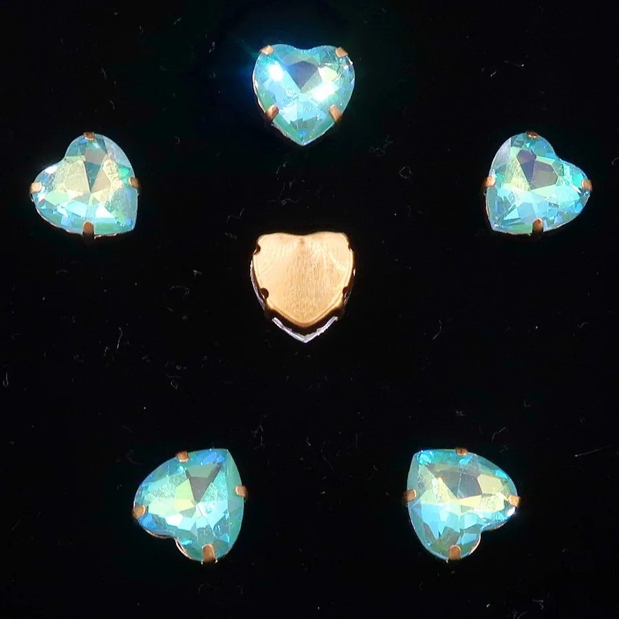 A13 Emerald AB Золото коготь настройки 20 шт./упак. с радужными или прозрачные стеклянные стразы цвета Кристалл 10 мм в форме сердца пришить стразы кристаллы Аппликация Одежда «сделай сам» - Цвет: A13 Emerald AB