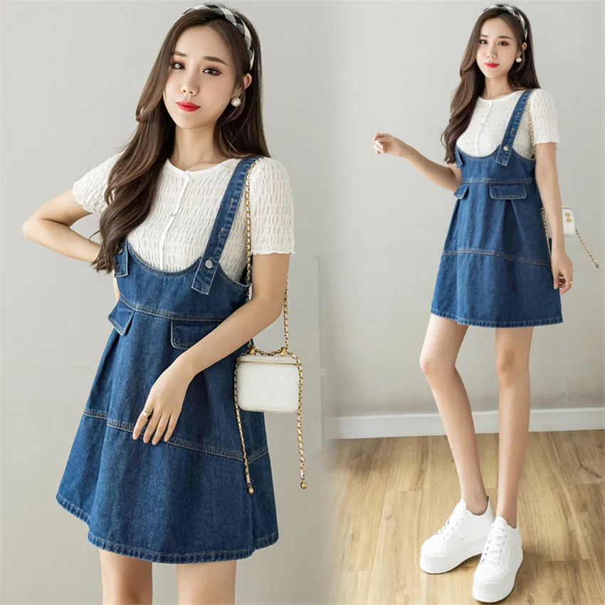 Женское джинсовое платье на тонких бретельках в стиле HIgh Street