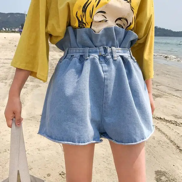 Винтажные гофрированные джинсовые шорты с высокой талией и поясом свободные