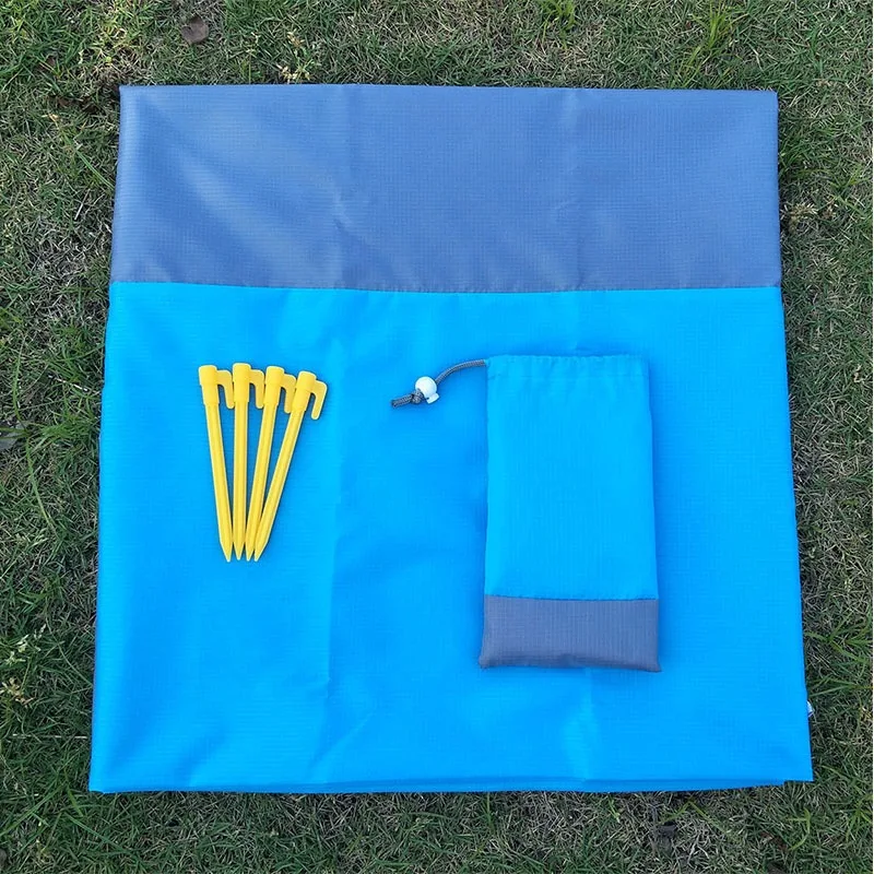 

2M*2.1M Beach Towels Mat Waterproof Beach Blanket Anti Sand Beach Blanket Oversized Pocket Camping Picnic 4 Anchor Wind Prevent