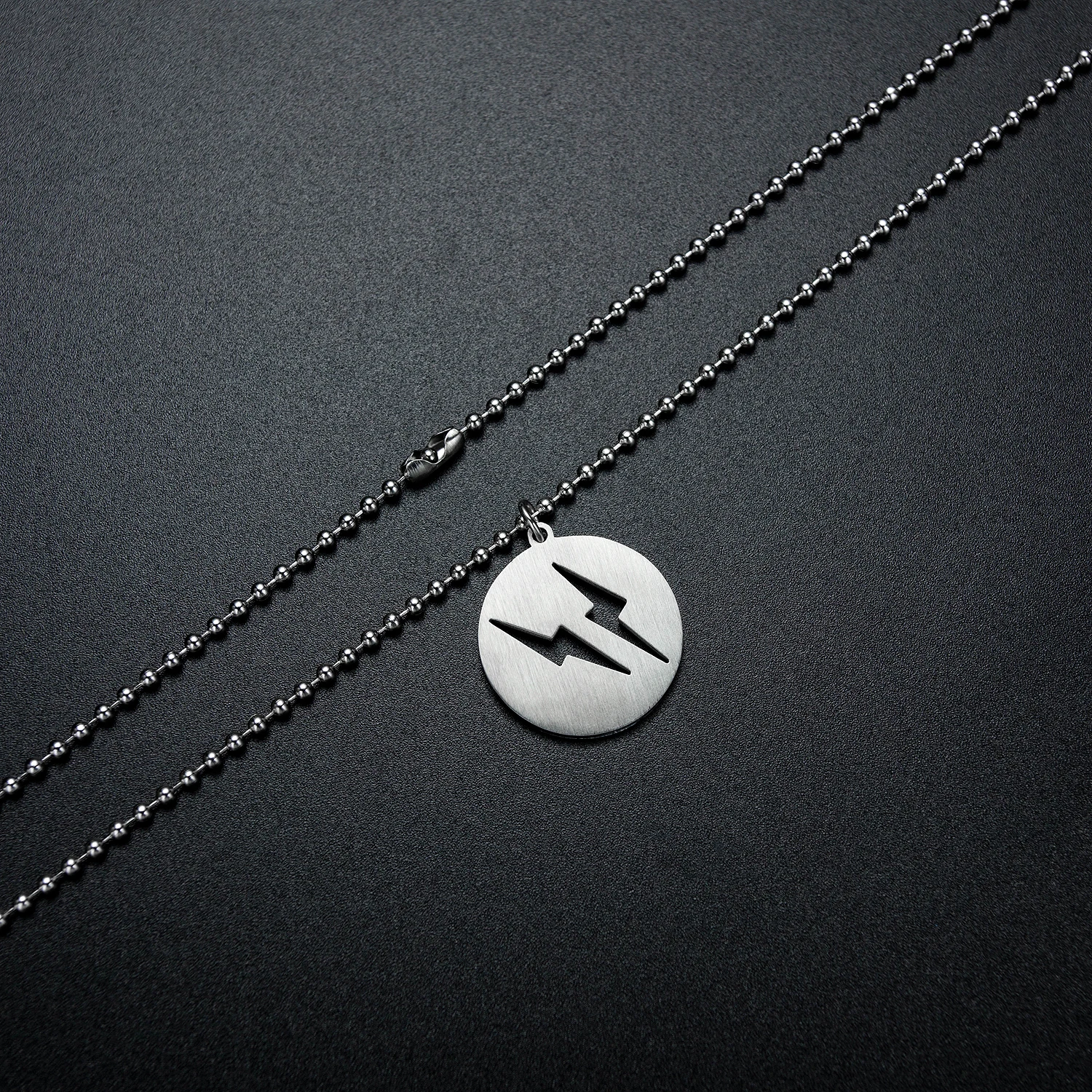 

simple round Lightning sign pendant necklace for women men uno minimalista hiphop stainless steel jewelry gifts collares de moda