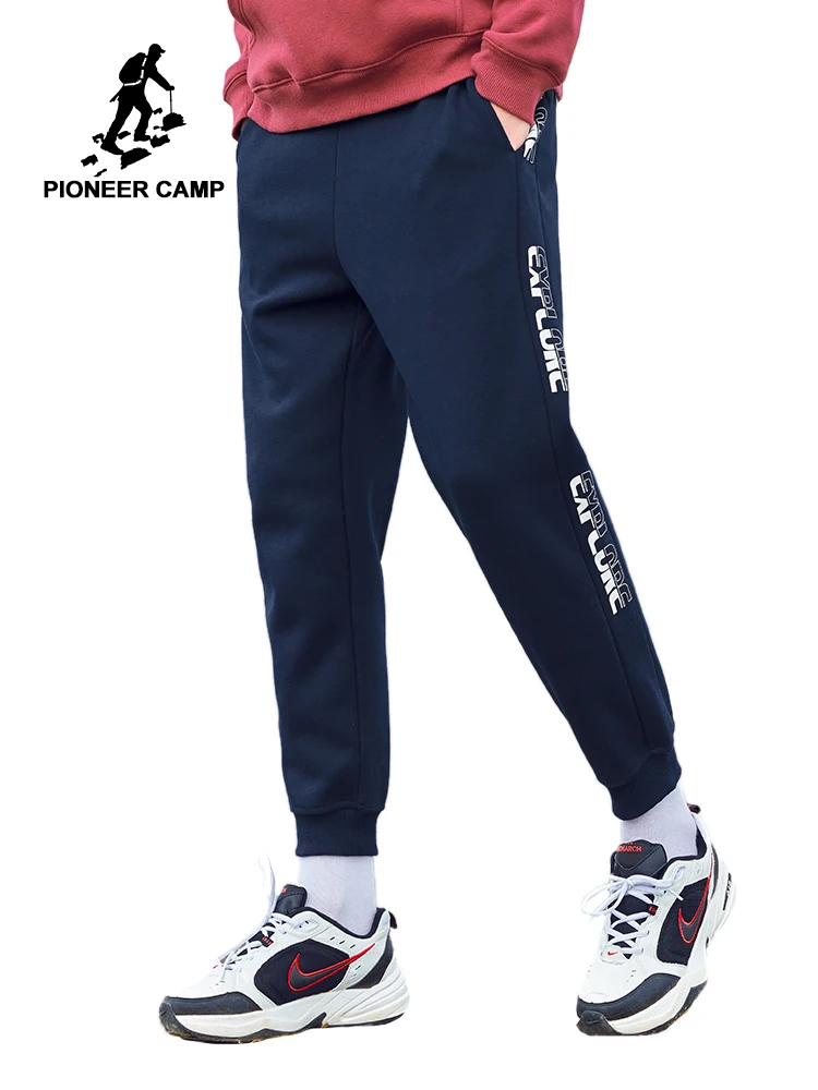 Мужские спортивные штаны Pioneer Camp темно-черные повседневные флисовые для бега из
