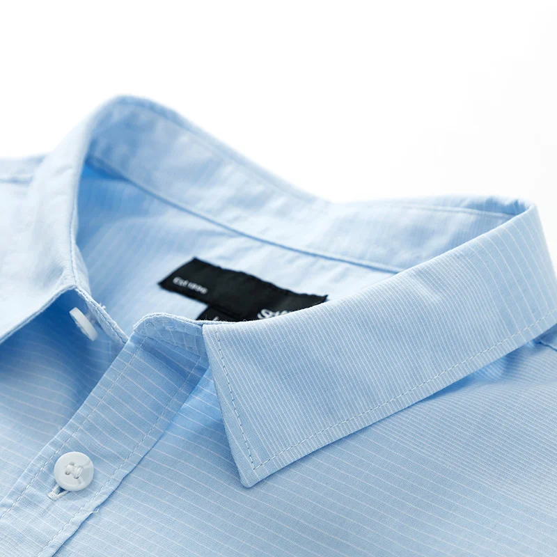 Мужская рубашка с короткими рукавами хлопковая отложным воротником на пуговицах