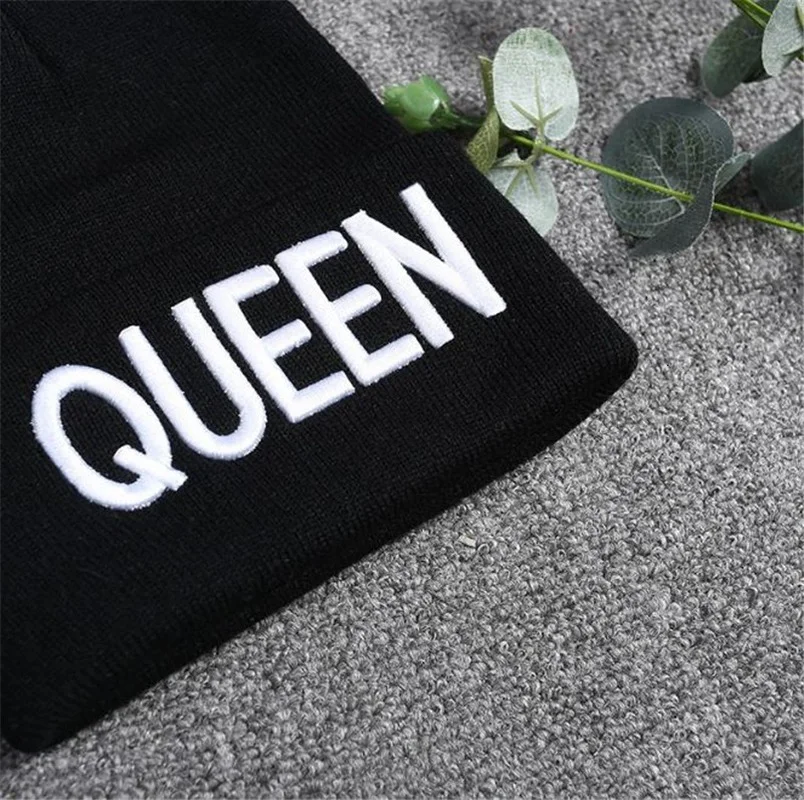 Beanies KING QUEEN Letter Embroidery Warm Hat Knitted Cap Hip Hop Men Women Lovers Street Dance Bonnet Skullies Black White images - 6