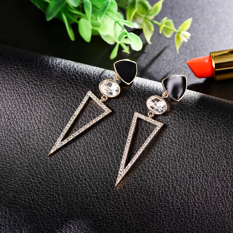 Женские серьги подвески в европейском стиле черные сережки Подарочная бижутерия