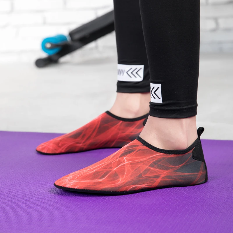 

Unisex Summer New Youth Trend Women's Shoes Beach Yoga Shoes Essential For Couples