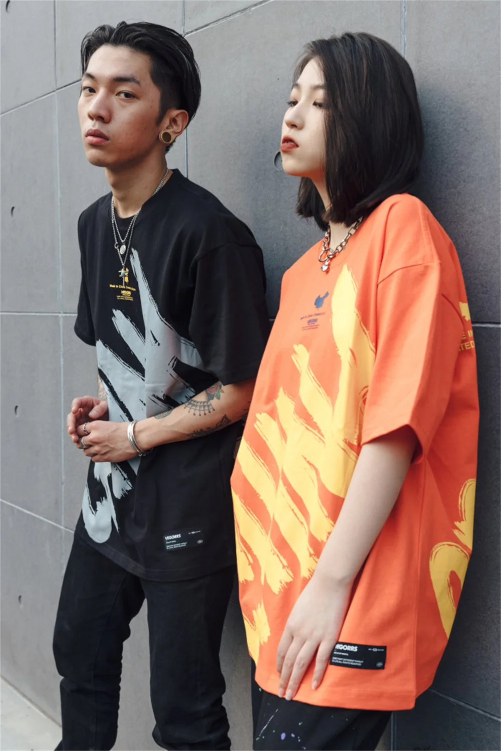 

2021 summer new street hip-hop loose trend round neck couple short-sleeved T-shirt men's round neck letter casual printed shirt