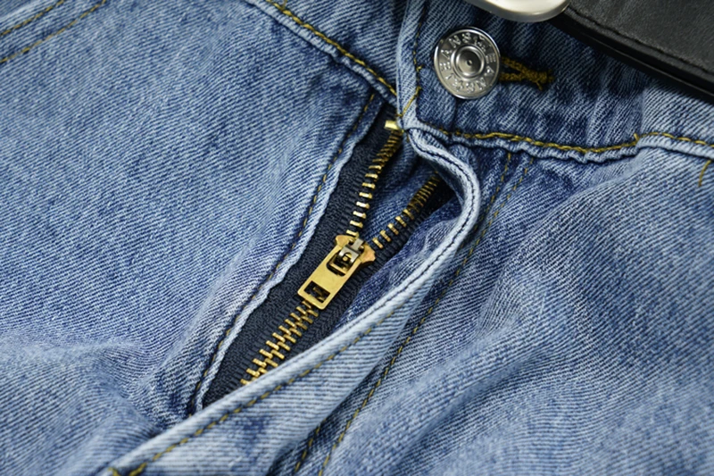 

[EAM] Loose Fit Women Blue Denim Belt Wide Leg Rompers New High Waist Pocket Stitch Pants Fashion Spring Summer 2021 1DD7869