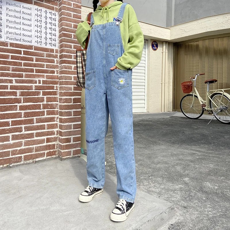 

Korean students' age reducing net red denim suspenders women's new loose small SLIM STRAIGHT pants in spring 2021