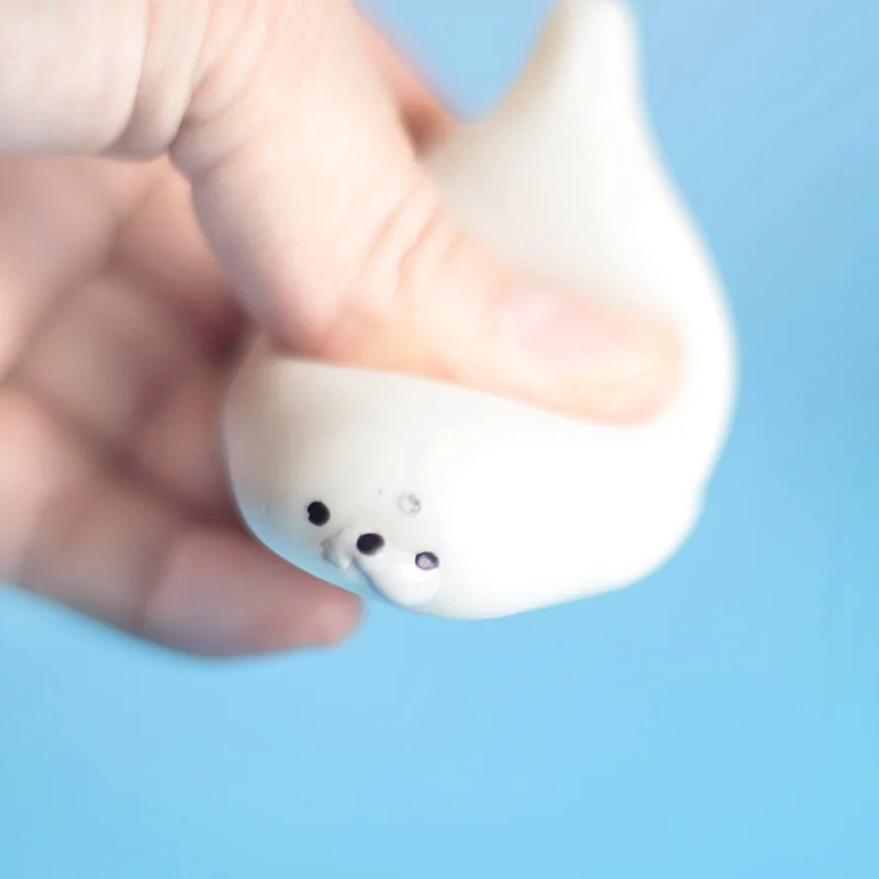 

1 pcs Lovely seal Vent Toy Anti Stress Ball Novelty Fun Antistress Squeezing Finger Exercise Stress Relief