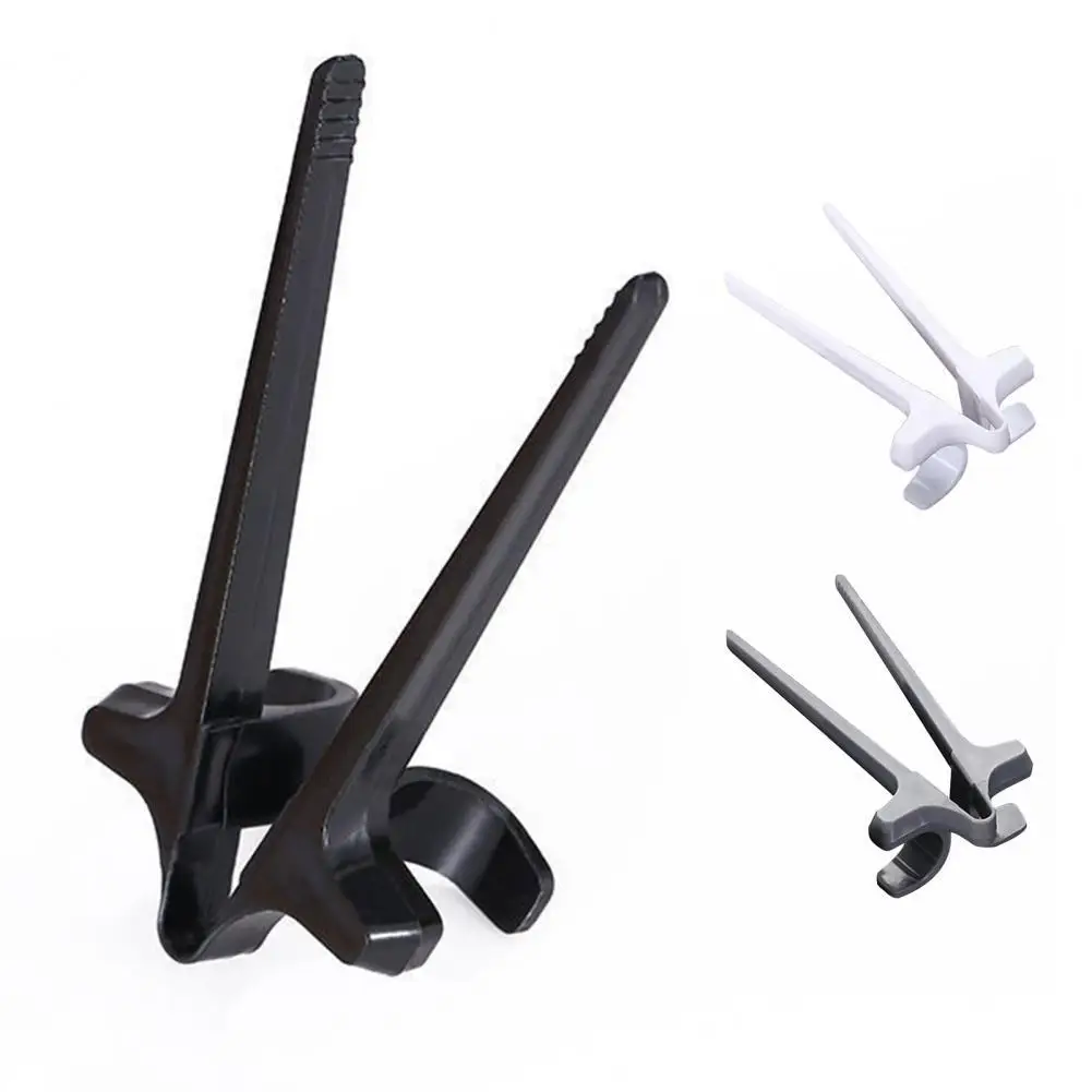 

1Pc Hands-free Chopstick Easy to Use Plastic Multifunctional Snack Clip Convenient Tong for Gaming