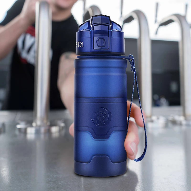 Шейкер для занятий спортом ZORRI Drak Blau шейкер протеиновых коктейлей Bpa Frei Wasser Flasche