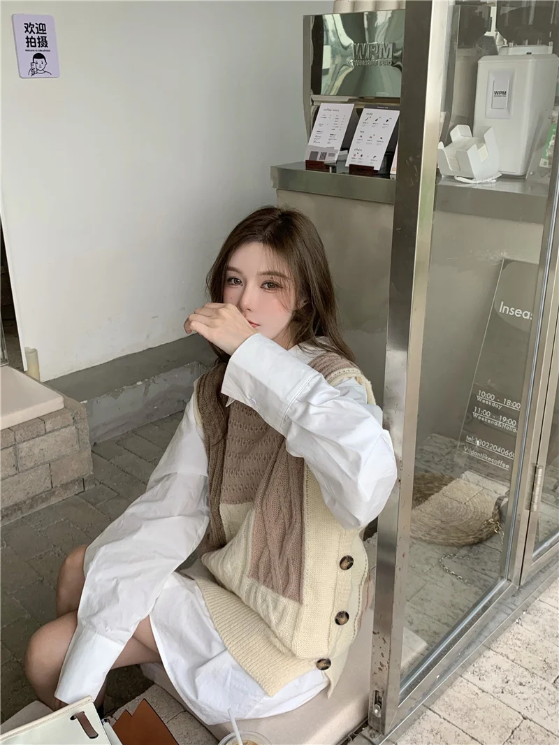 Жилет женский складной на раннюю осень 2021 |