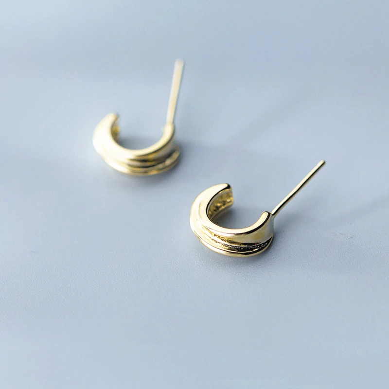 

Trending Cold Wind 925 Sterling Sliver Letter C Stud Earrings For Women New Simple Fashion Temperament Jewelry