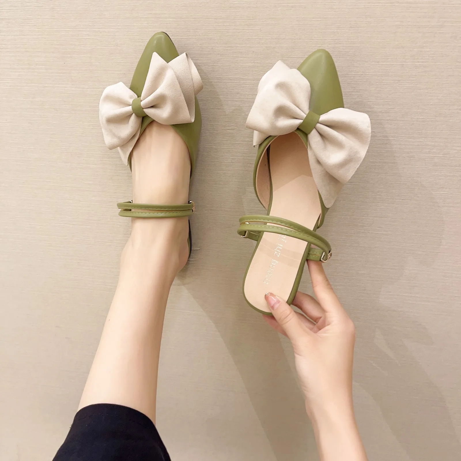 

Slippers Women Summer Slides Pointed Toe Fashion Low Shoes Butterfly-Knot Pantofle Cover Luxury Soft 2021 Flat Fabric Rubber But