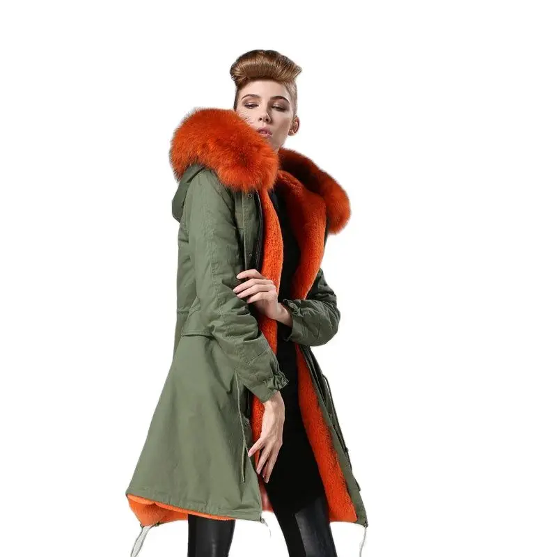 Красивое оранжевое модное недорогое ярко-оранжевое длинное стильное зимнее