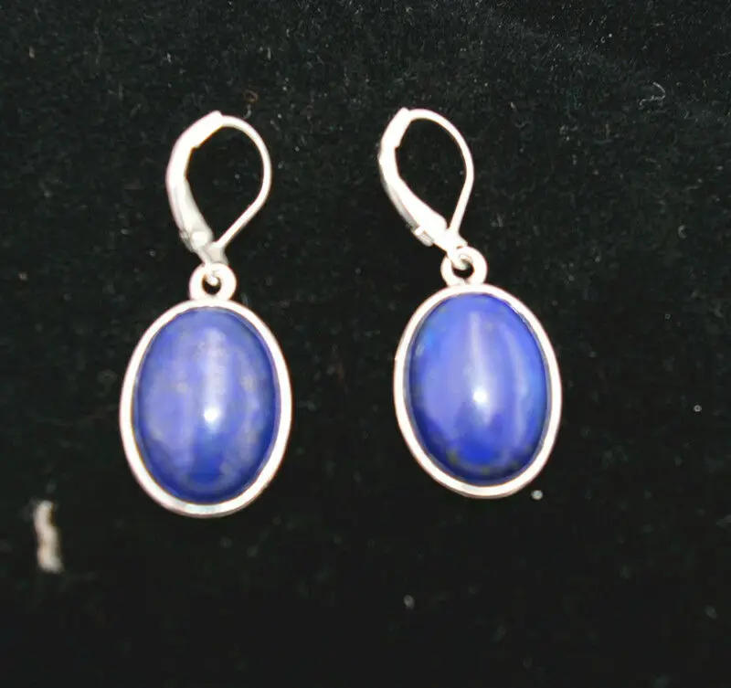 

Beautiful blue natural Denier Lapis Lazuli earring